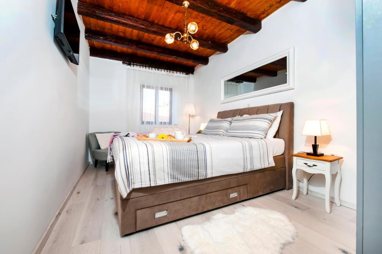 Holiday Home - Casa Di Antonio Kanfanar Exteriér fotografie